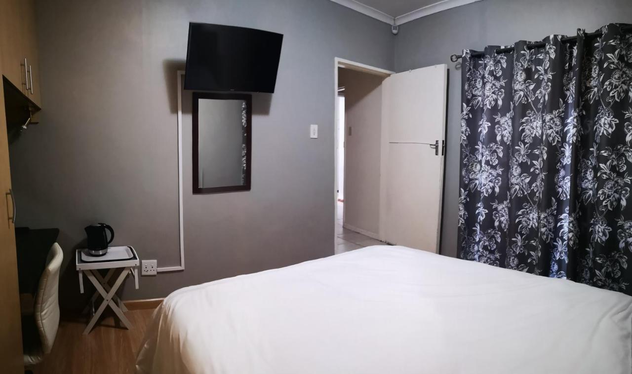 Twinnpalms Guest house Cape Town