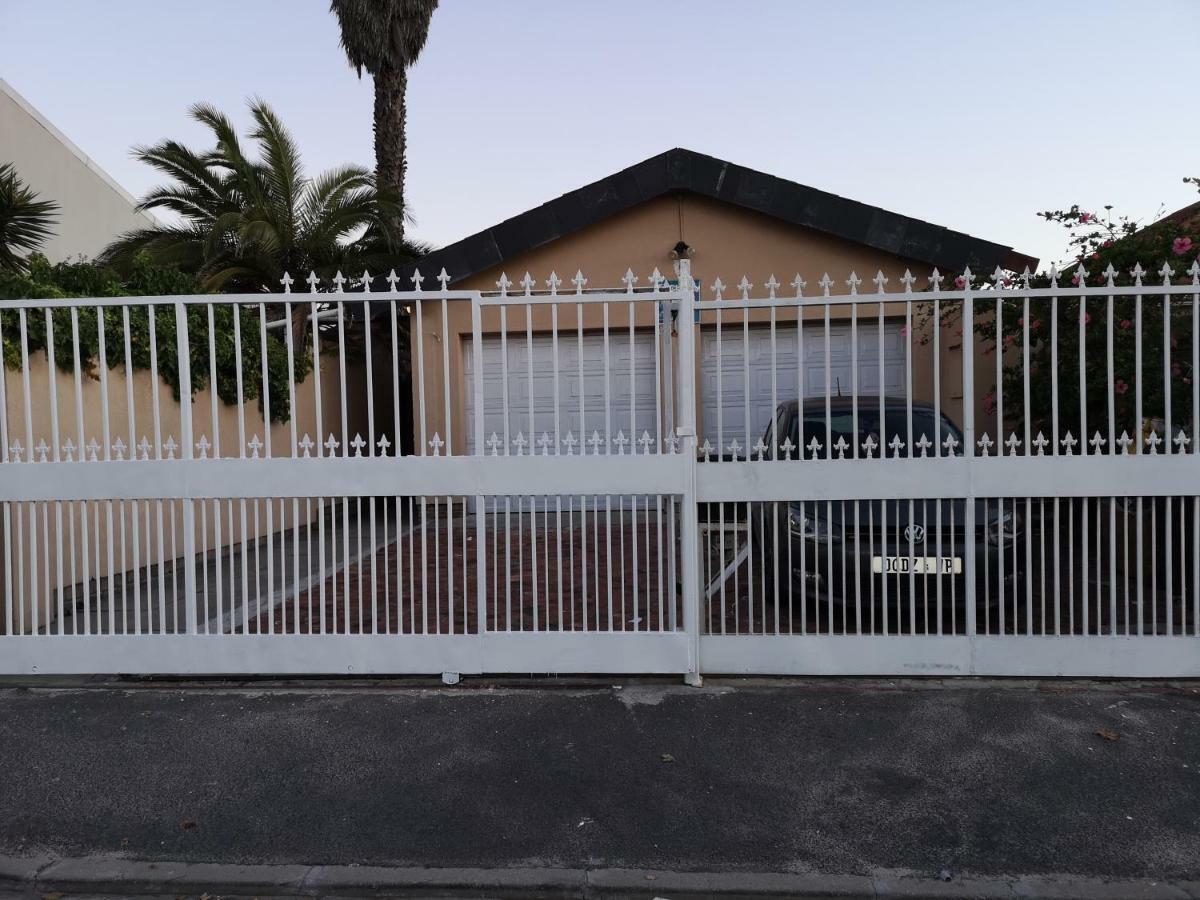 Guest house Twinnpalms Cape Town